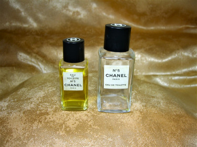 Parfum Chanel No. 5, colectie, cadou, vintage foto