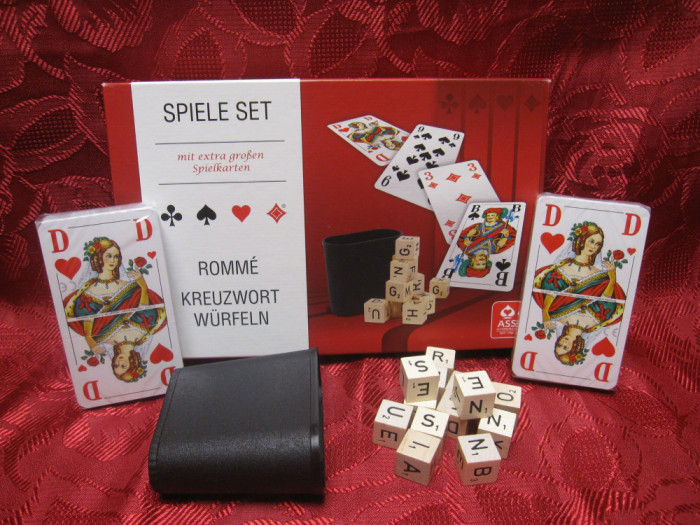 SET DUBLU CARTI DE JOC POKER ASS ALTENBURGER GERMANIA NOU