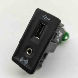 USB VW AMAROK 2H_, S1B 2018 OEM: 5G0035222E,5W0035726E,5Q0035724 | 31383057