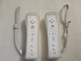 Kit Controller Nintendo Wii Remote Motion Plus RVL-036, huse + curele de prindere ALB