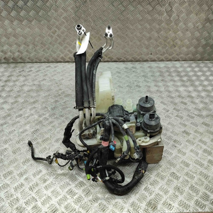 Alt modul de control TESLA MODEL Y 2022 OEM: 1625000-99-B,1546475-00-E,1549902-00-C,1506859-00-D,2068767-00-C 29036164