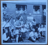 Fotografie de presa cu banderola, Festivalul International al Tineretului, 1953