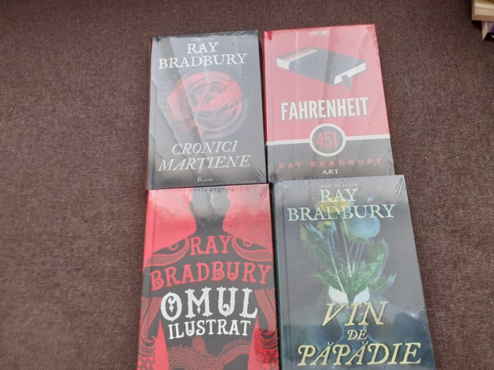CRONICI MARTIENE /OMUL ILUSTRAT/VINUL DE PAPADIE/FAHRENHEIT 451- Ray Bradbury