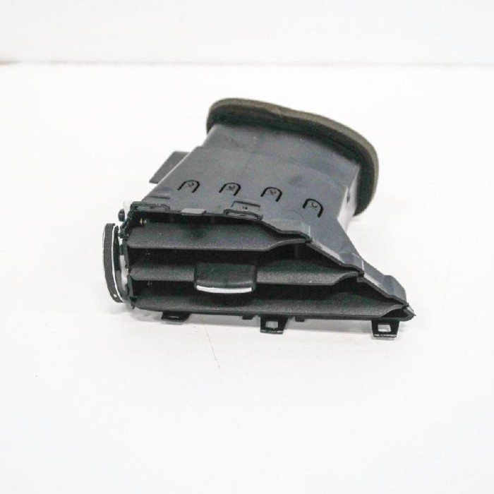 Gura de ventilație planșa de bord JAGUAR F-PACE X761 2017 OEM: HX73-018B09-A | 3265674