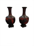 Pereche de vase chinezești, vintage, Cinnabar pe suport din lemn de mahon