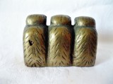 Cele trei maimute bronz anul 1950