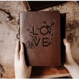 Album foto LOVE, pentru nunta, cabina foto, alte evenimente, cu foi negre deluxe, design elegant, coperta din piele ecologica, 27 x 20 cm, Maro