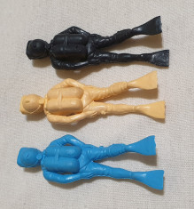 Lot x 3 piese - Jucarie din plastic - Figurina SCAFANDRU foto