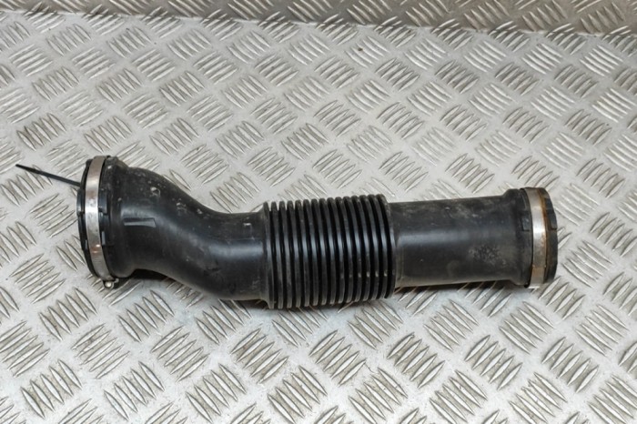 Tub de admisie aer JAGUAR F-PACE X761 2020 OEM: GX73-9C623-CA 24586473