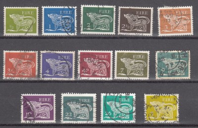 A12 S6 10 - Timbre foarte vechi - Irlanda - heraldica foto