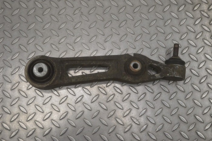 Braț drept st&acirc;nga față TESLA MODEL S 2015 OEM: 1048951-00-A 23962831