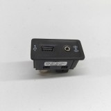 Port USB/AUX-In VW GOLF VII 5G1, BQ1, BE1, BE2 2015 OEM: 5Q0035724,5G0035222C | 25847988