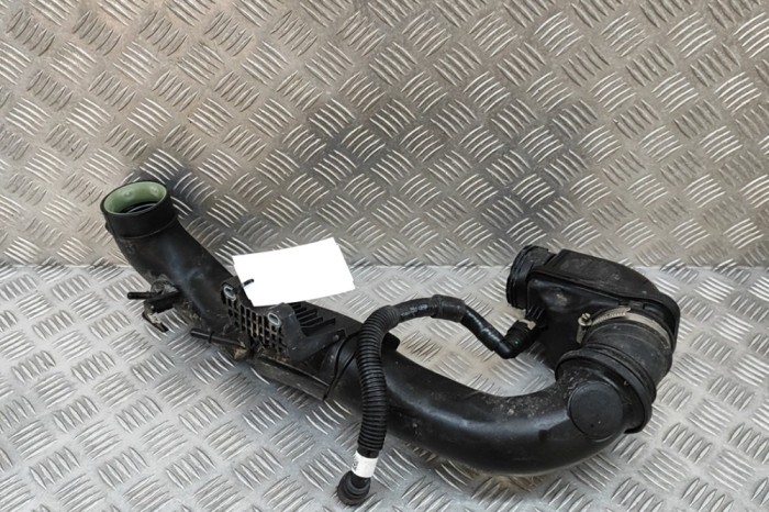 FORD PUMA J2K, CF7 2022 OEM: L1B1-9C623-BA SKU: 29945819
