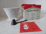 Melitta 102 filtru cafea, de portelan, vintage, in cutia originala, Germania, pt 4-6 cafele, cu o gaura