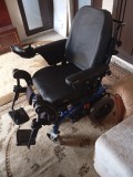 V&acirc;nd Cărucior Electric Invacare Spectra cu 2 Baterii - Autonomie Mare