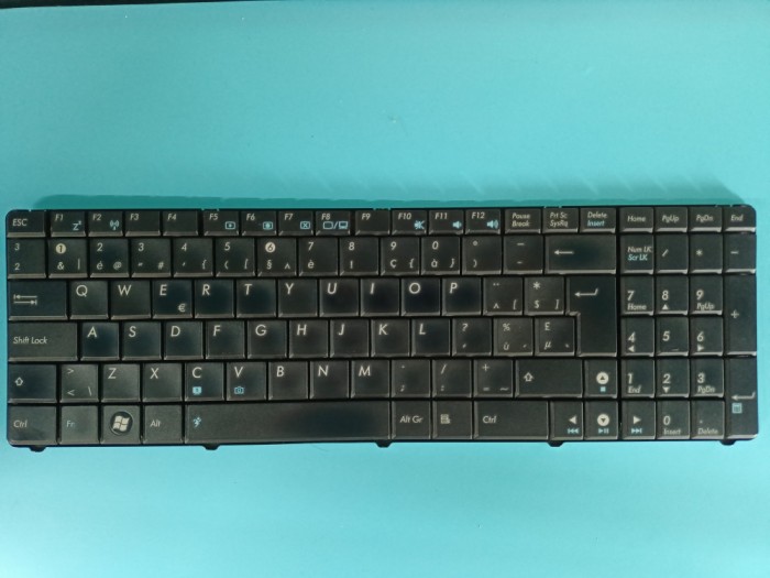 Tastatura ASUS X61 X73E X73S X755JA X75A X75V X75VC X77JA X52D X52DE X52DR X52F