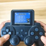 Consolă Portabilă Retro Cu 520 De Jocuri Clasice, Baterie Re&icirc;ncărcabilă Și Cablu TV