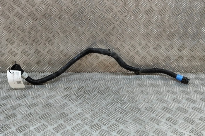 Furtun de lichid de răcire TESLA MODEL Y 2021 OEM: 1504721-00-B 22592659