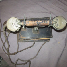 3 telefoane vechi defecte din ebonita nu se dau separat si nu se trimit colet