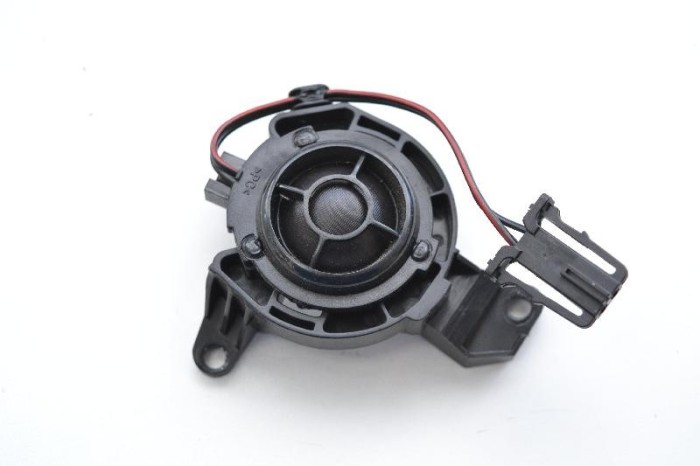 Difuzor ușă dreapta față VW AMAROK 2H_, S1B 2010 OEM: 2H0035242 2347677