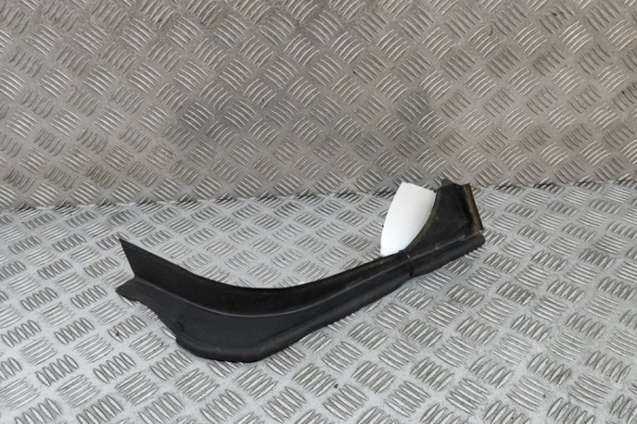 Ornament picurator haion dreapta BMW 3 G20, G28 2024 OEM: 7430620 30468133