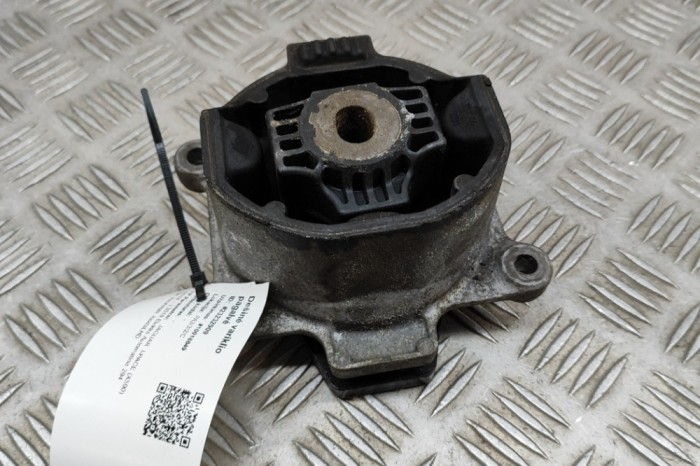 Suport motor dreapta JAGUAR I-PACE X590 2019 OEM: J9D3-7M121-AC | 23232909