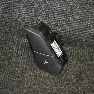 Comutator FORD MONDEO V Hatchback 2015 OEM: DG9T11B573ACW 2048318 foto