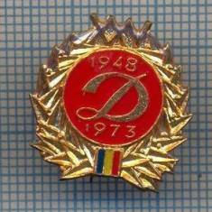 AX 807 INSIGNA - CLUB SPORTIV -FOTBAL -DINAMO BUCURESTI 1948-PENTRU COLECTIONARI