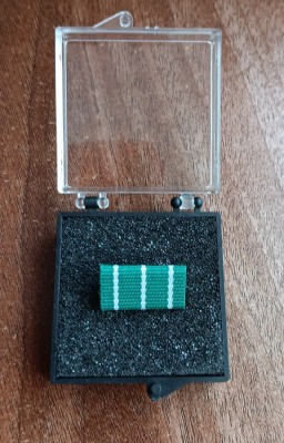 CC6 7 - Bareta pentru decoratie militara - in cutie originala foto