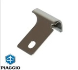 Prindere originala ornament cromat stanga Vespa ET2 - Vespa ET4 - Vespa LX - Vespa LXV - Vespa S 2T - 4T 50-125-150cc