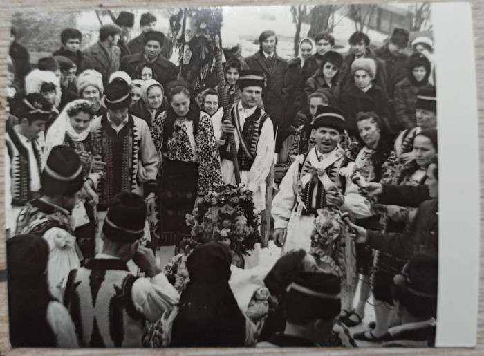 Obiceiuri de nunta din judetul Hunedoara// fotografie de presa