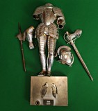 AURORA Plastic Corp. 'Knights in SHINING armour' Sir Kay &ndash; Machetă cavaler &icirc;n armură, vintage 1973. Kitul necesită muncă de reabilitare. Scara 1:18