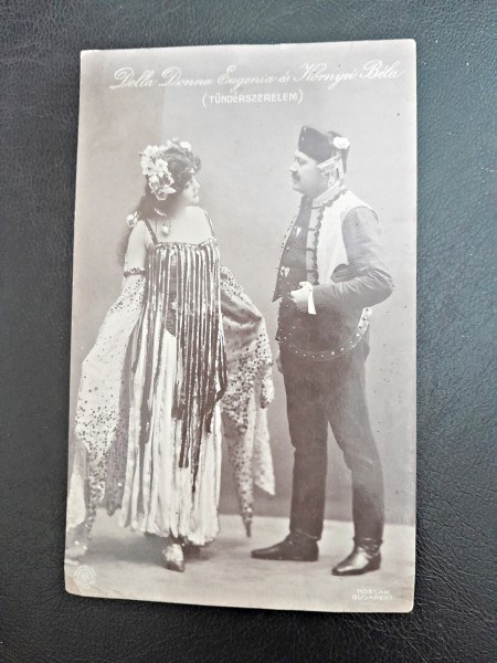 Fotografie tip Carte Postala, femeie si barbat in costume traditionale, 1909, circulara