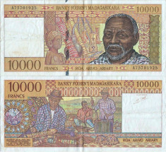 1995, 10.000 francs (P-79b) - Madagascar! foto