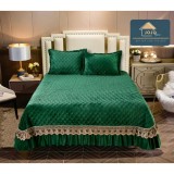 Cumpara ieftin Set Cuvertura Pat Catifea - JO135 Verde