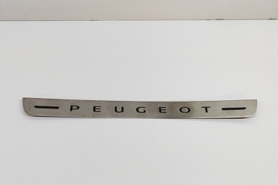 Ornament prag dreapta față PEUGEOT 2008 II 2021 OEM: 98326989RW 28312346 foto