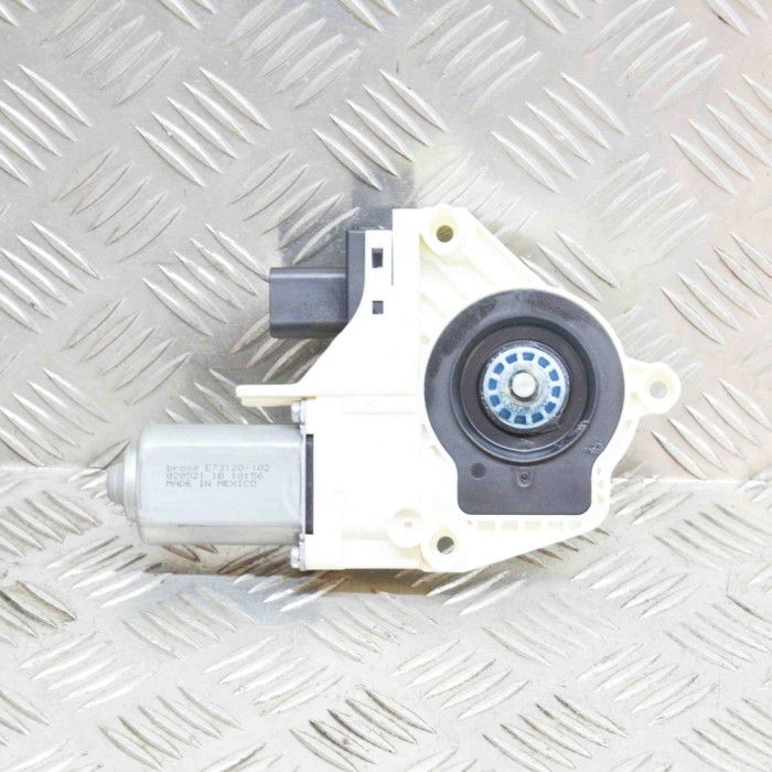 Motor macara geam ușă st&acirc;nga spate TESLA MODEL Y 2020 OEM: E66966-100 13837440