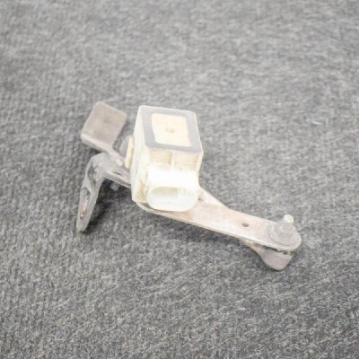 Senzor de nivel &amp;icirc;nălțime dreapta spate MASERATI GHIBLI M157 2014 OEM: CP17/968,89089984 | 10541760 foto