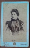 Fotografie tip CDV, tanara, sfarsit de secol XIX