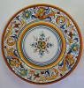 2404- DERUTA Italia - 2 farfurii decorative majolica pictate manual semnate