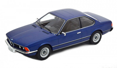 Macheta auto BMW seria 6er (E24) albastru 1976, 1:18 MCG foto