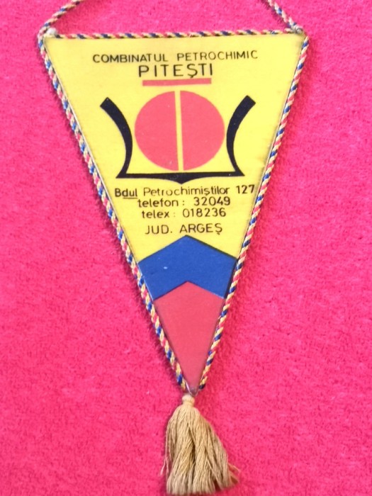 Fanion industrie - Combinatul &quot;PETROCHIMIC&quot; PITESTI
