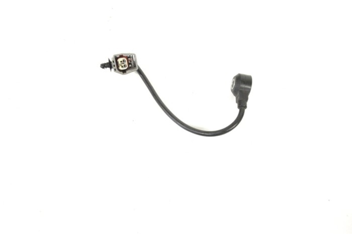 Senzor de detonație motor FORD FOCUS III 2015 OEM: 167A-12A699-AB 12875143