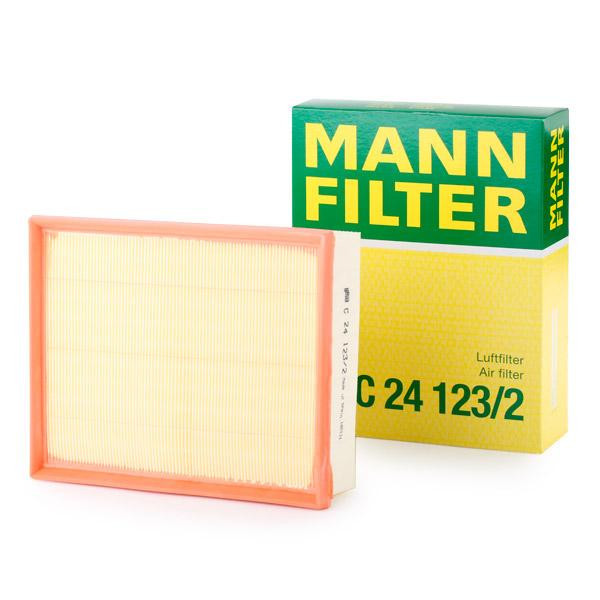Filtru Aer Mann Filter Renault Clio 3 2000-2005 C24123/2