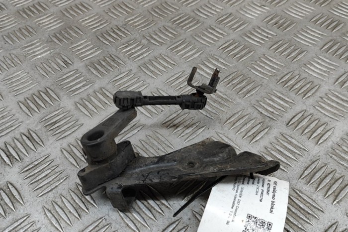 Senzor de nivel &icirc;nălțime st&acirc;nga față CITRO&Euml;N DS7 Crossback 2023 OEM: 9816730180 27959647