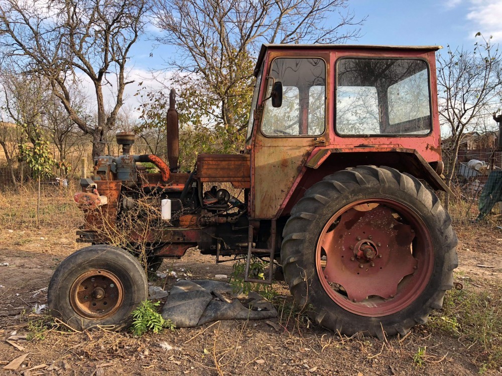 Vand Tractor U650 | arhiva Okazii.ro