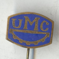 Insigna veche Industrie Romaneasca Intreprinderea UMC 1970