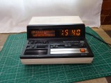 Aparat radio cu ceas vintage ITT syncronic