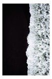 Tablou Canvas, "Spuma mării &icirc;nt&acirc;lnește nisipul negru", Valuri, Plajă, &Icirc;ntunecat, Spumă, Contrast, Ocean, Natură, Liniște., 26 x 39 cm, CMCLASS
