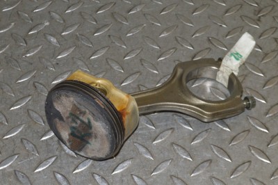 Piston BMW 3 Coupe E92 2011 OEM: 92l93 13974712 foto